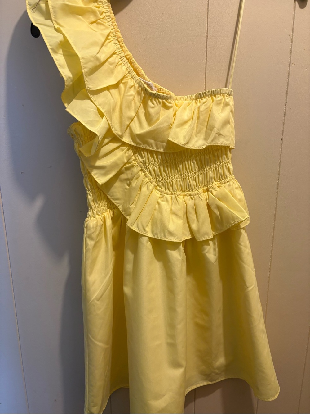 One-Shoulder Ruffle Casual Dress in Yellow